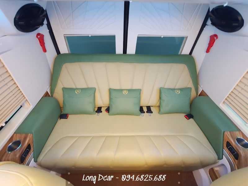 Dcar-Vip-Lounge-Ford-Transit- Limousine
