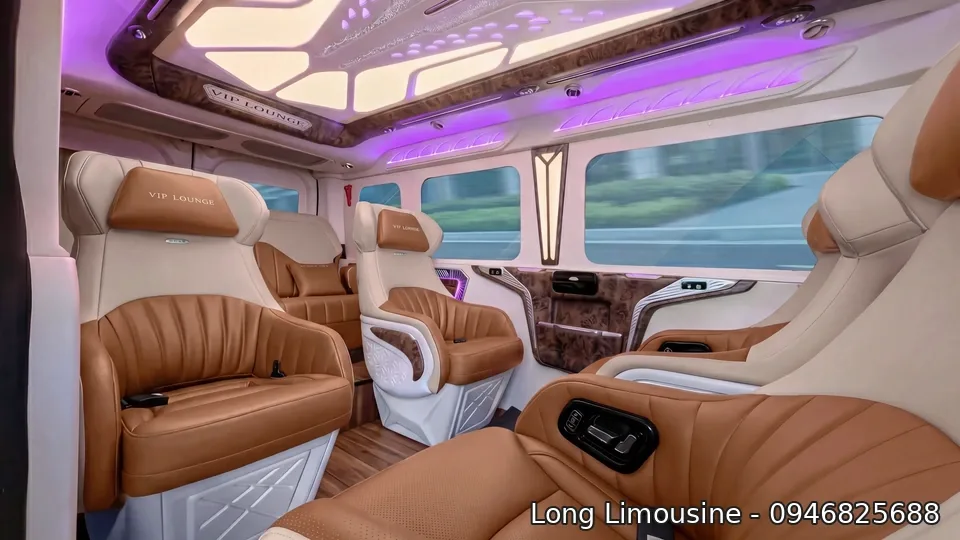 DCar nâng cấp Ford Transit thành limousine 10 chỗ như thế nào?