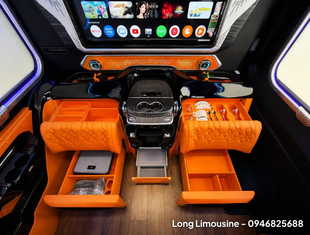 DCar President Ford Transit